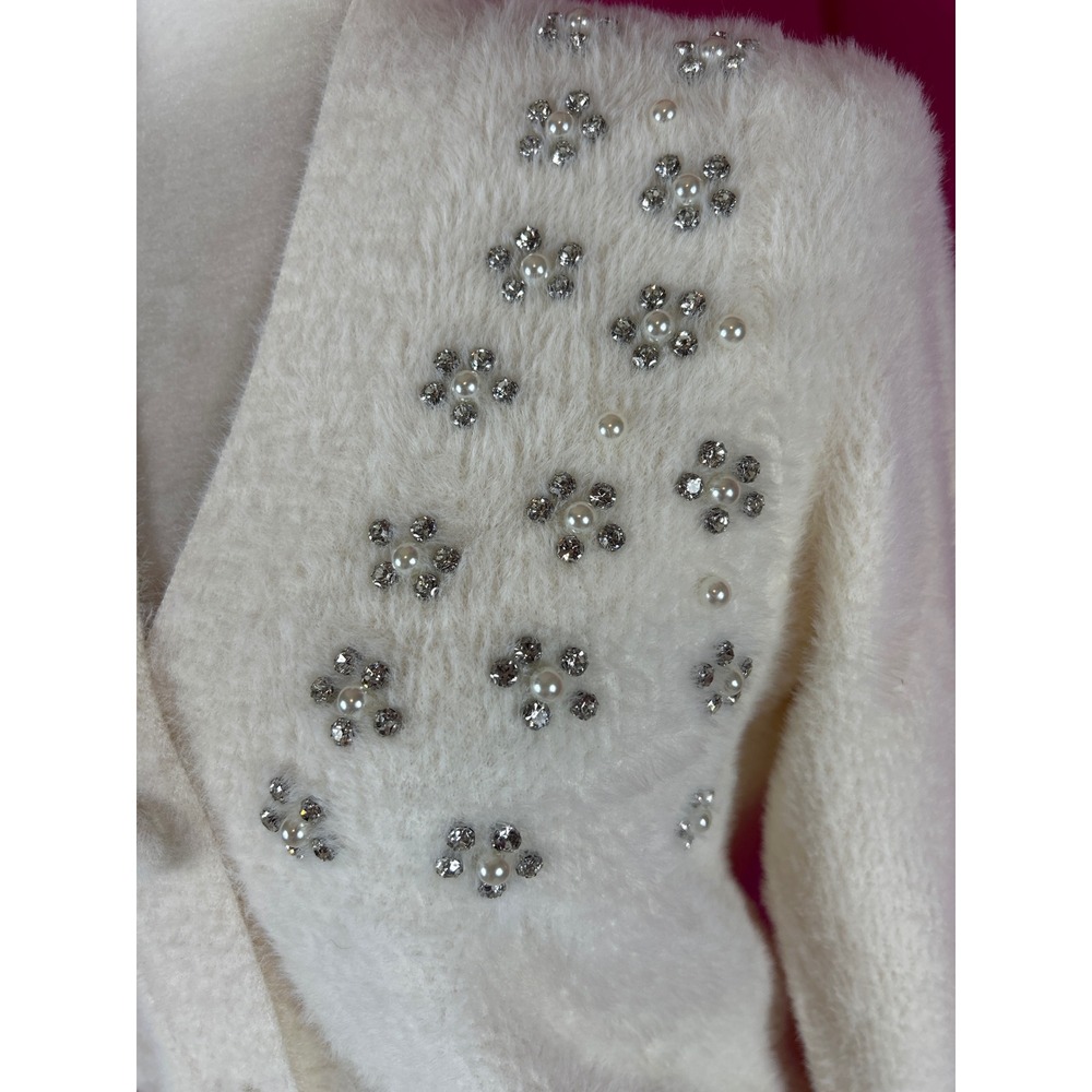 Cyrus Embellished Pearl Crystal Fuzzy Knit Cardigan Sweater Size S NWT - Picture 4 of 7